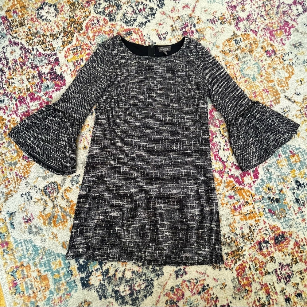 SHIFT DRESS